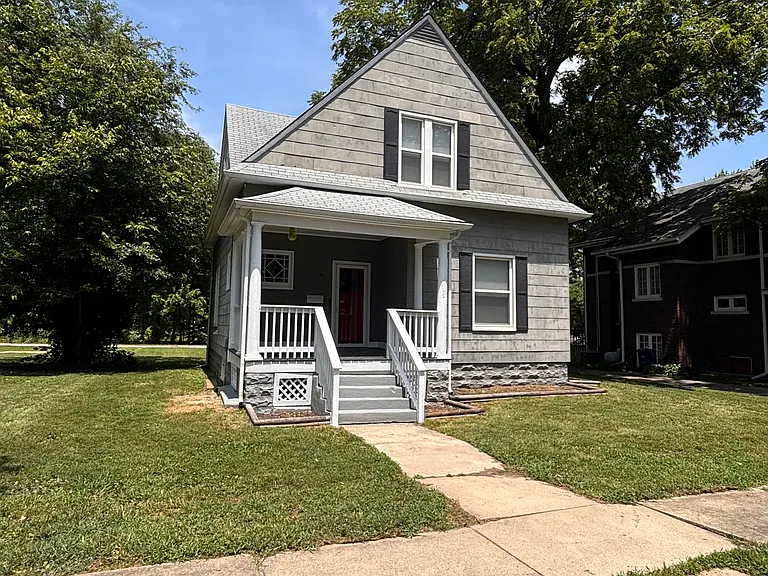 419 Alice Ave — Photo 1