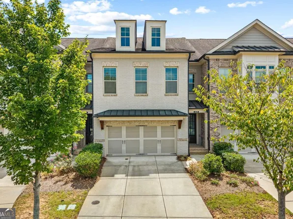 2028 Glenview Park Cir, Duluth, GA 30097