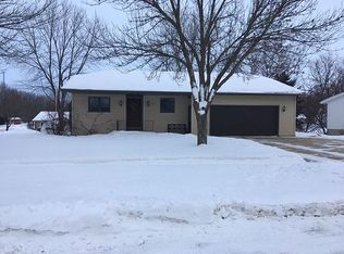 601 Homestead Cir, New Hampton, IA 50659