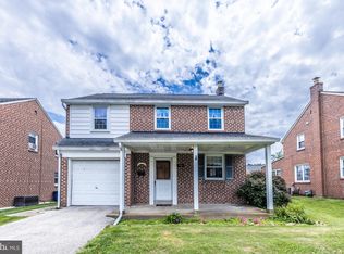 156 Flintlock Rd, Drexel Hill, PA 19026