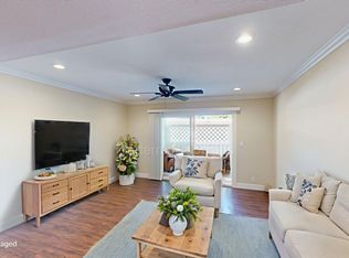1893 Orange Ave APT B, Costa Mesa, CA 92627