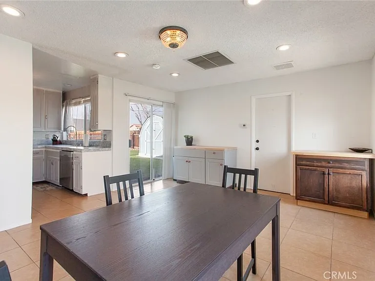 21241 Hacienda Blvd — Photo 10