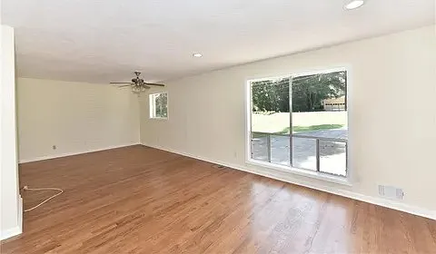 2 bed, $2,500 — Photo 4