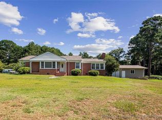 613 E 3rd Ave, Red Springs, NC 28377