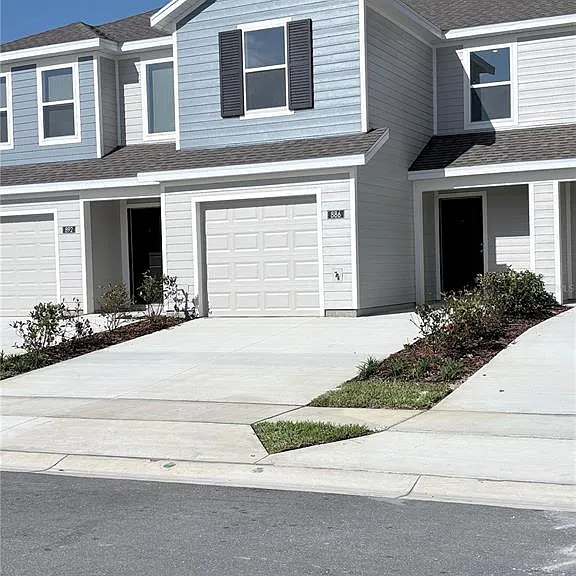 866 Lynx St — Photo 1