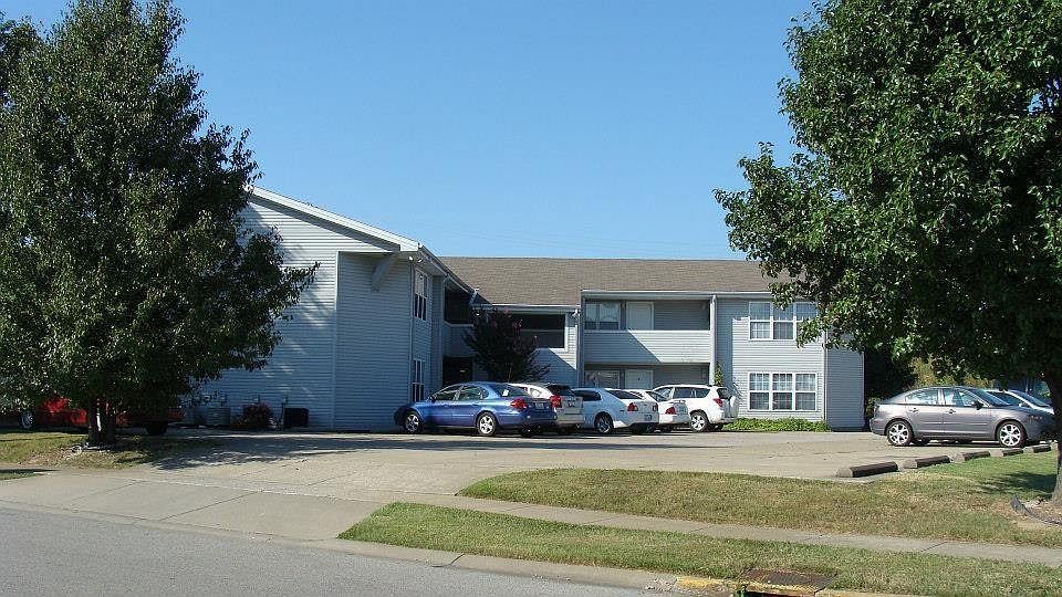 1st image of 3800 Brentwood Dr