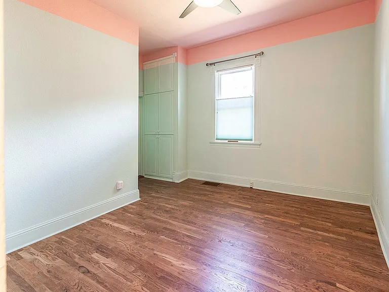 3201 Bruce Randolph Ave — Photo 9