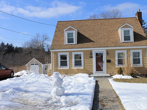 2nd image of 488 Essex St