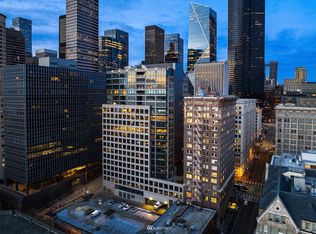 715 2nd Ave APT 1702, Seattle, WA 98104