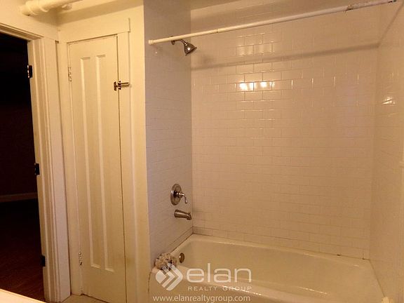 3rd image of 6455 N Hoyne Ave #Gdn
