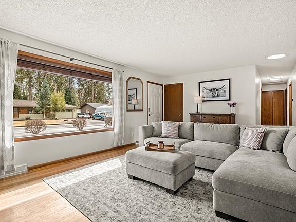 5th image of 13721 E 28th Ave