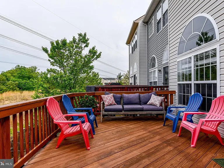 2372 Battery Hill Cir — Photo 14