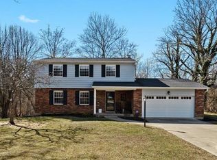 8175 Timbercreek Dr, Cincinnati, OH 45244