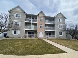 9903 Branton Ave UNIT 1B, Highland, IN 46322