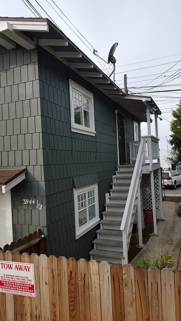 3944 — Photo 3