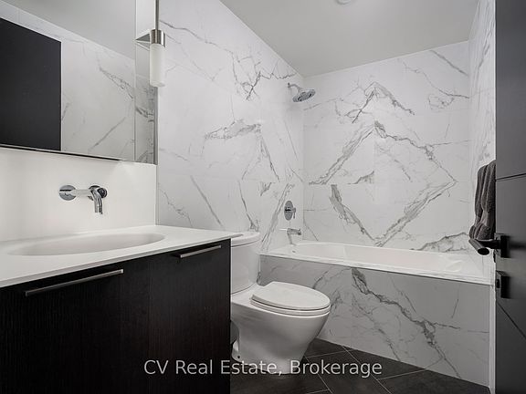5th image of 95 Bathurst St #1305
