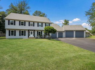 1547 Bittersweet Cir, Jamison, PA 18929