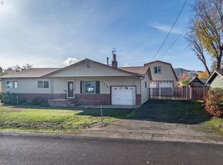 4072 Hanna St, Roseburg, OR 97471