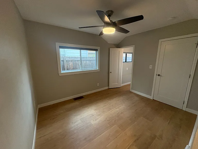 1664 S Elizabeth St — Photo 13