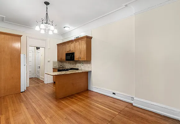 Rented by CitySites Real Estate Group | media 2