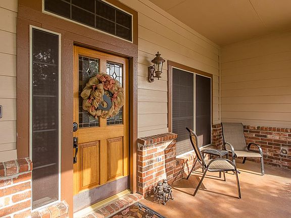 3rd image of 4022 Dell Ln