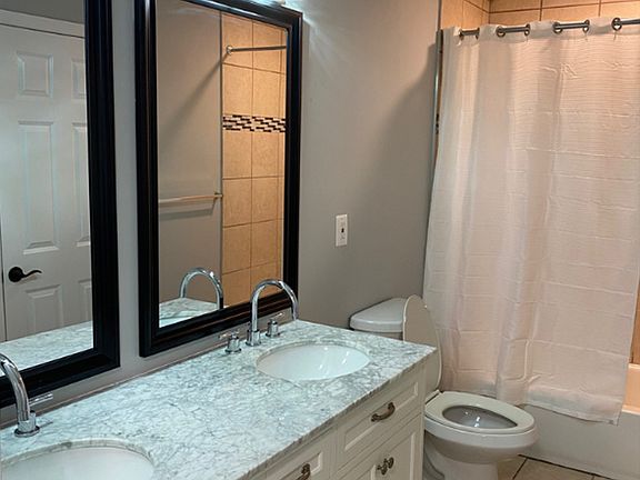 3rd image of 15 Village Rd #10