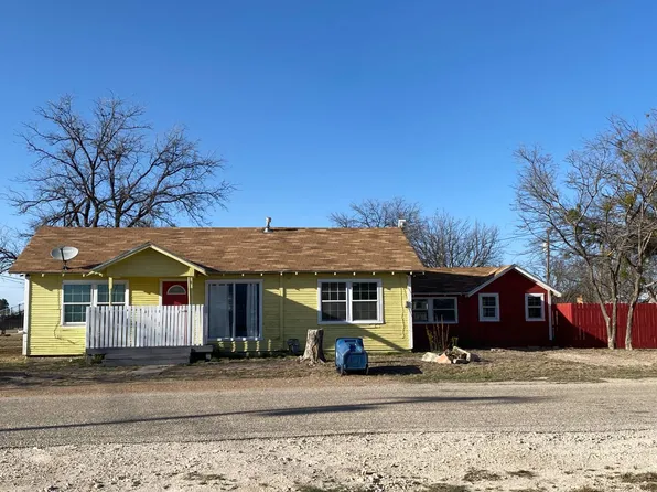 4 Johnson St, Eden, TX 76837