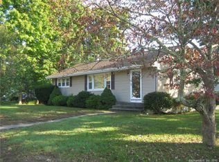 22 Oswegatchie Rd, Waterford, CT 06385