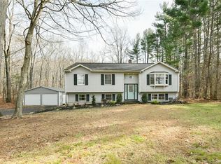 820 Moss Farms Rd, Cheshire, CT 06410