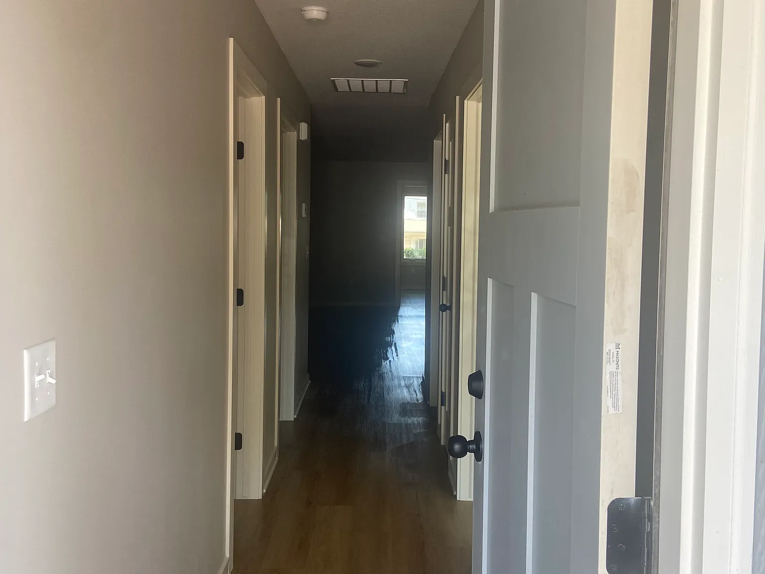 3 bed, 1200 sqft, $1,400 — Photo 4
