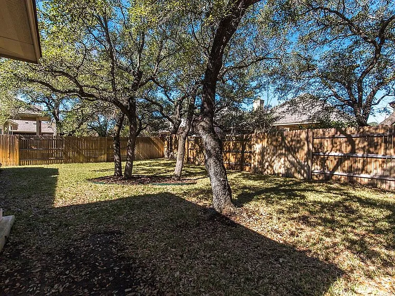 339 Atlanta Park Dr — Photo 29