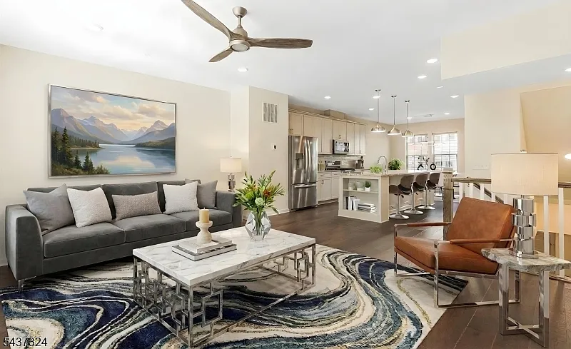 3 bed, 2.5 bath, $4,800 — Photo 3