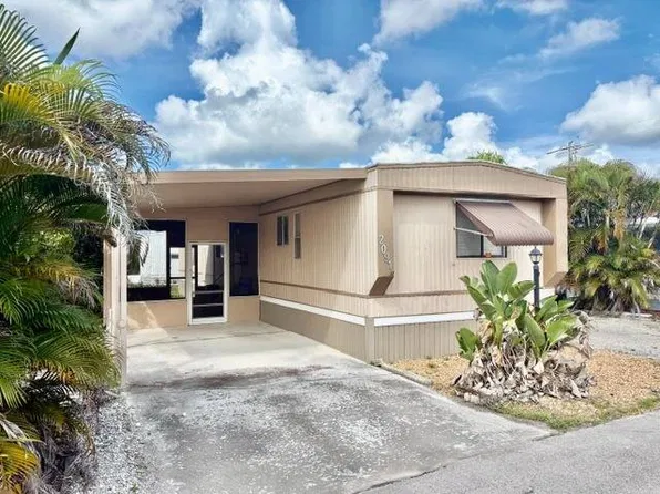 2091 Yucca Ct #2091, Naples, FL 34110