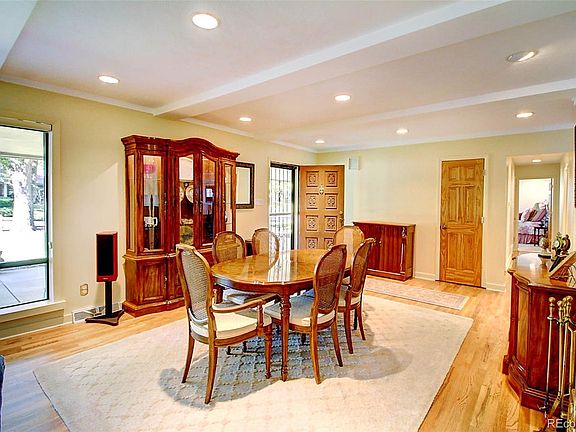5th image of 2090 Applewood Dr