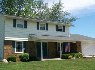 1025 Westwind Ct, Fort Wayne, IN
