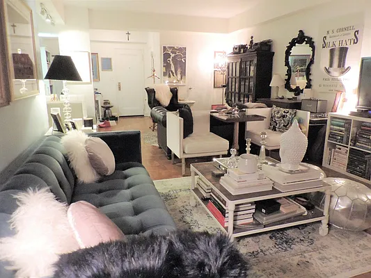 Rented by essential NEW YORK Real Estate | media 21