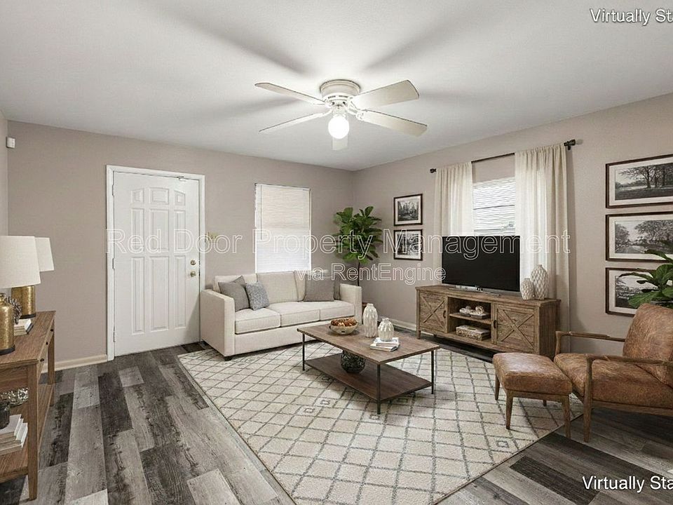 1st image of 3729 Kinnear Ave