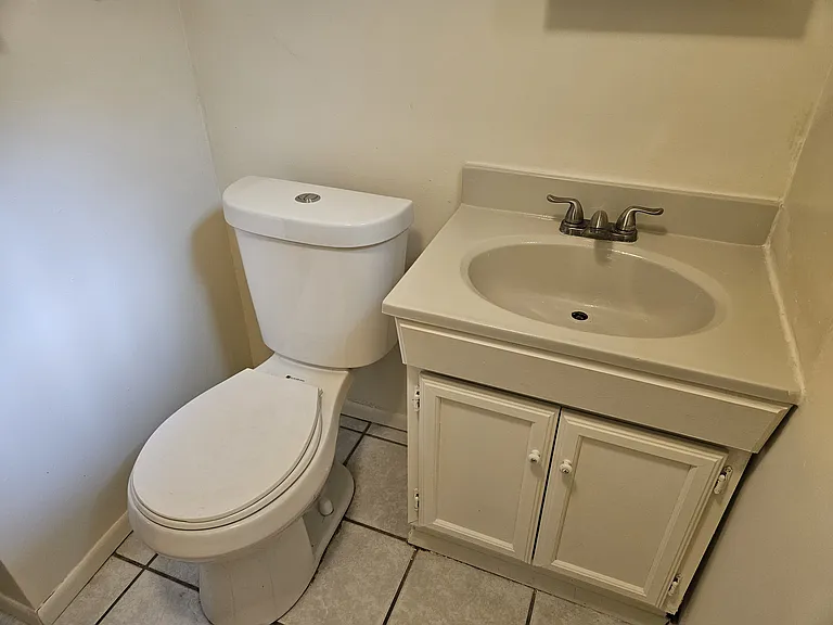 1717 E Woodside Dr #B — Photo 12