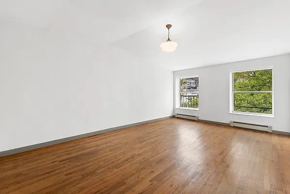 Rented by Compass | media 2