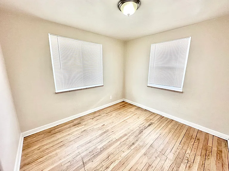 Unit 3 1x1 Top Floor