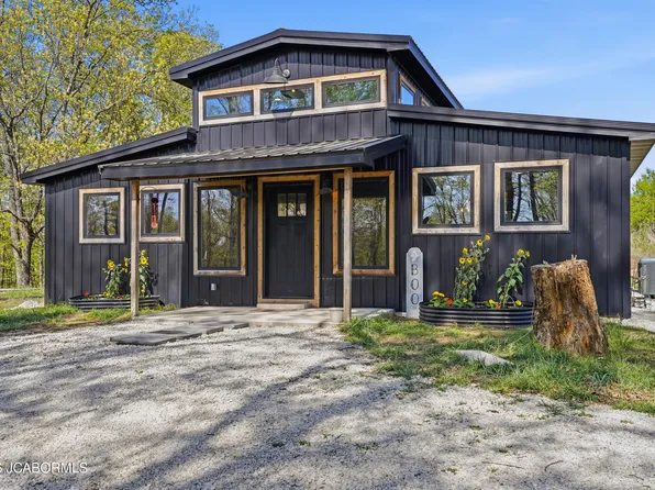 1583 County Road 382, Holts Summit, MO 65043