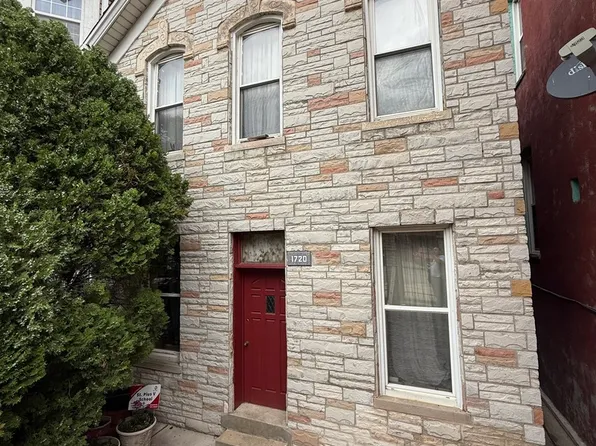 1720 W 17th St, Chicago, IL 60608