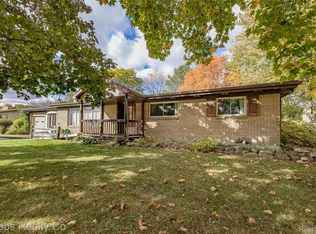 7122 Abbey Ln, Swartz Creek, MI 48473