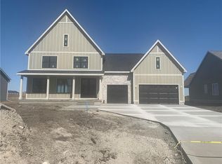 304 NW Reinhart Dr, Ankeny, IA 50023