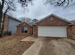 2047 Echo Lake Dr, Dallas, TX 75253
