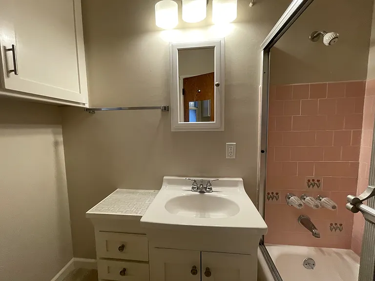 3311 W Alameda Ave — Photo 5