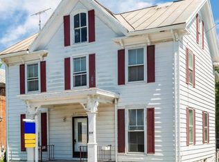 10 W Broadway St, Union Bridge, MD 21791