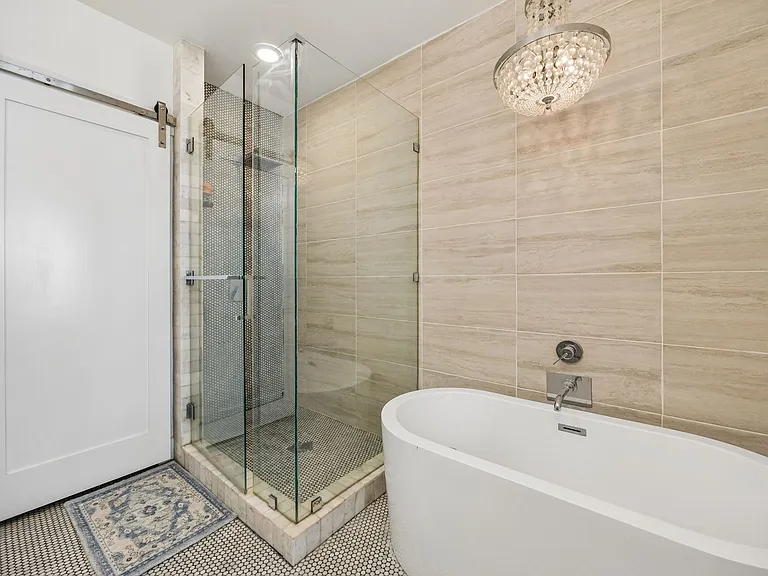 4307 McKinney Ave #8 — Photo 6
