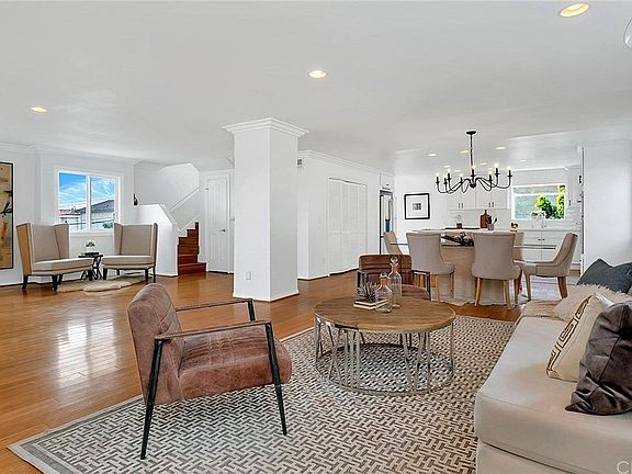 2nd image of 2407 Felton Ln