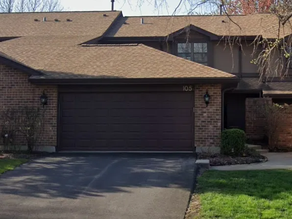 105 Indian Trail Dr, Westmont, IL 60559